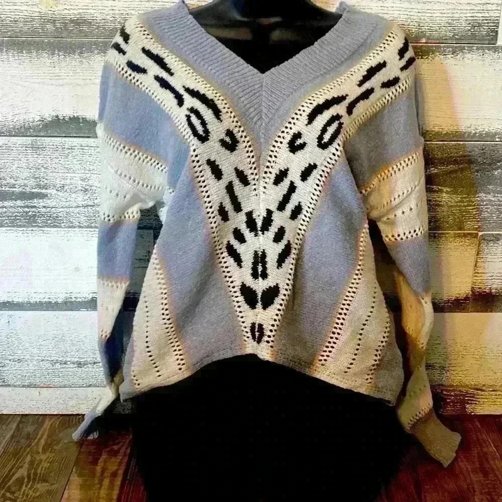 Women’s SHEIN sweater size small